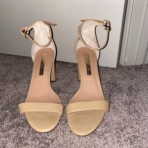 audrey brooke heels
